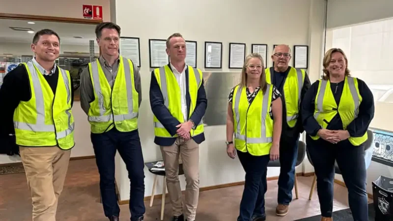 NSW Premier Chris Minns visiting Apollo Engineering facility in Tamworth